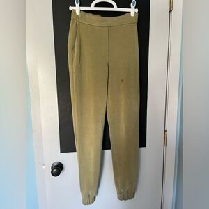 Lululemon green joggers